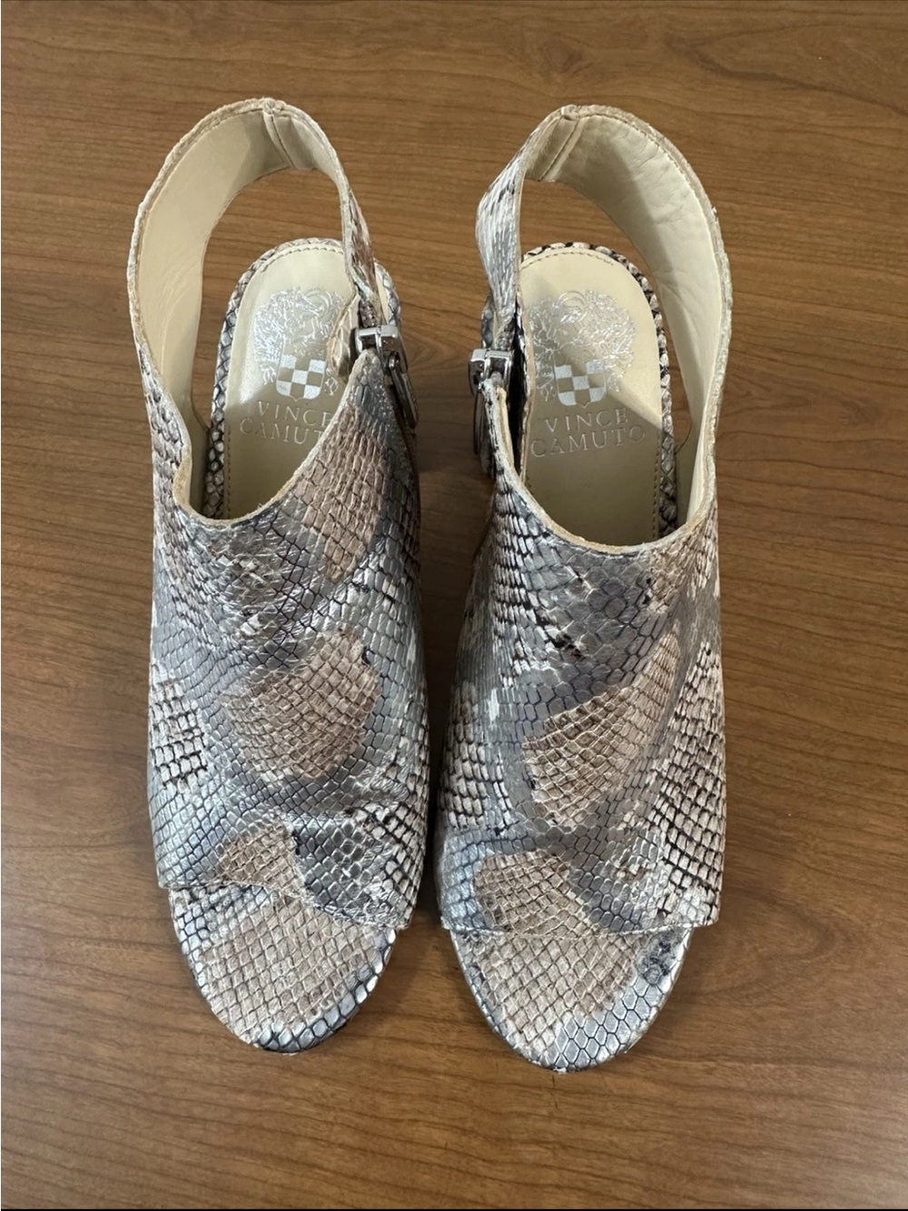 Vince Camuto Snake-Print Peep Toe Booties in Taupe and Gray, size 7.5 - Picture 4 of 8
